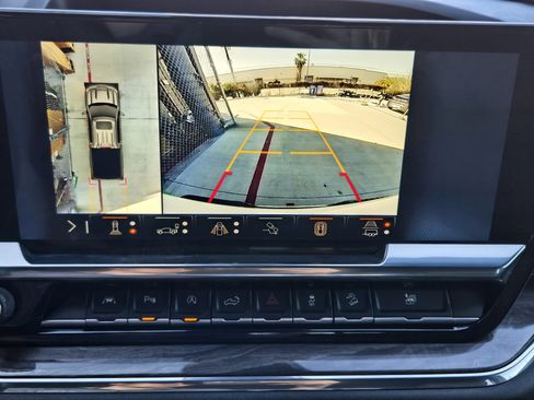 Used 2024 Chevrolet Silverado 1500 LTZ image 13