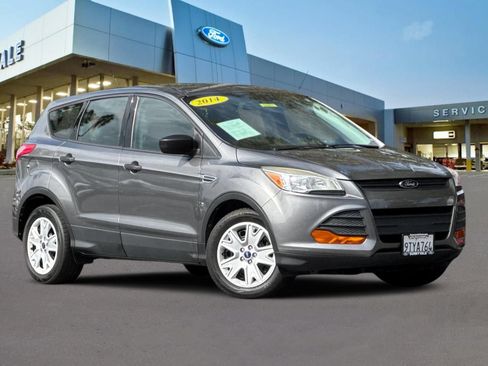 Used 2014 Ford Escape S FWD image 2