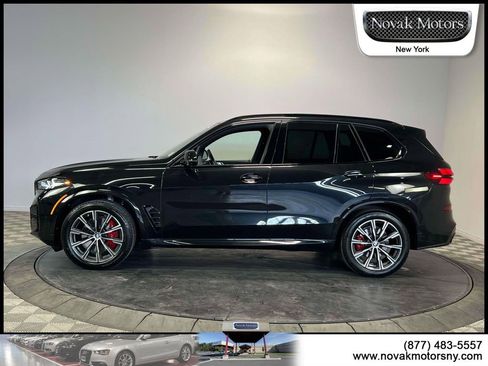 Used 2024 BMW X5 xDrive40i w/ M Sport Package image 5
