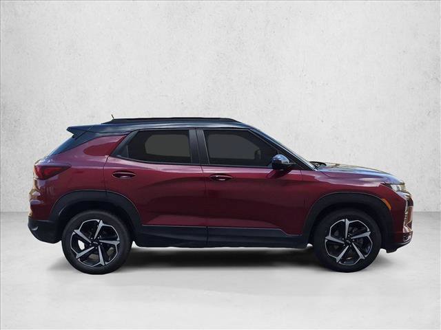 Used 2023 Chevrolet TrailBlazer RS w/ Sun and Liftgate Package FWD image 4