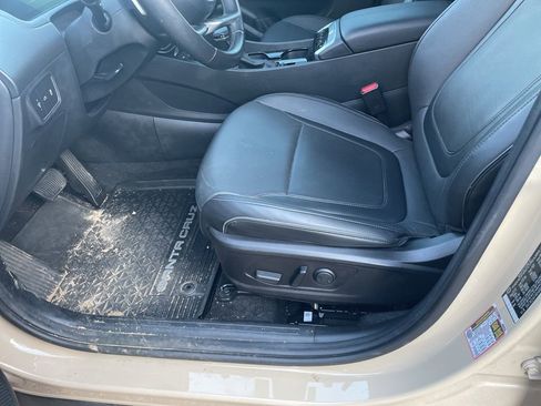 Certified 2024 Hyundai Santa Cruz Limited image 17