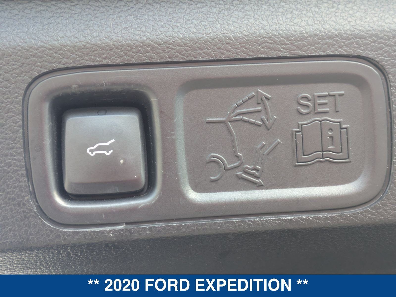 Used 2020 Ford Expedition XLT w/ Equipment Group 202A RWD image 15