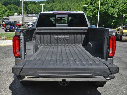 Used 2019 GMC Sierra 1500 SLT w/ SLT Premium Plus Package AWD/4WD image 9