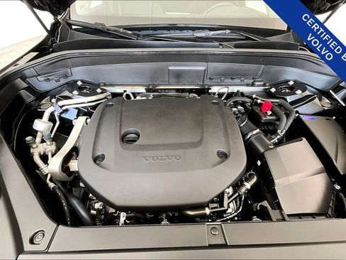 Certified 2025 Volvo XC90 B6 Plus image 12