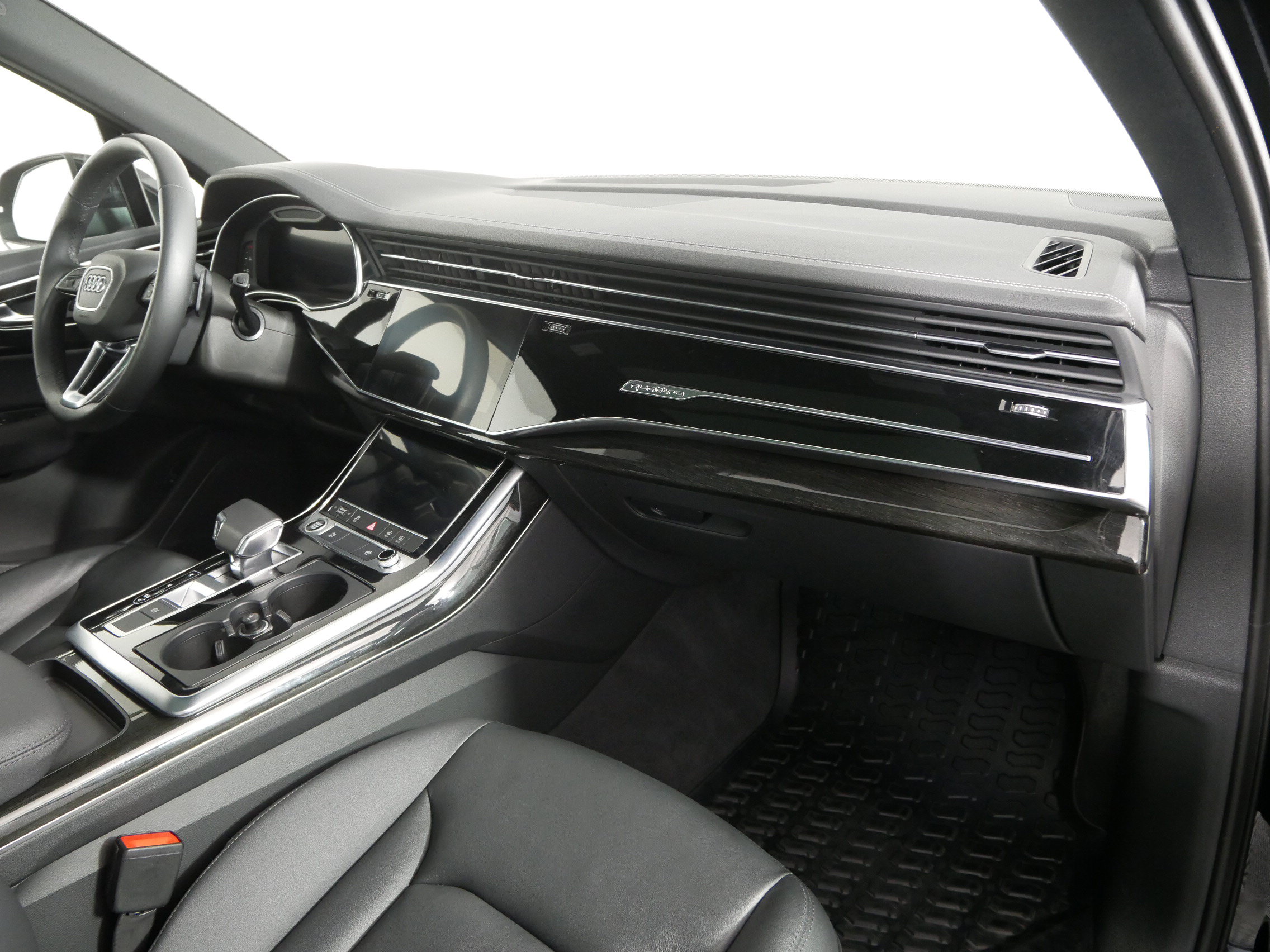 Used 2023 Audi Q7 2.0T Premium w/ Convenience Package AWD/4WD image 18