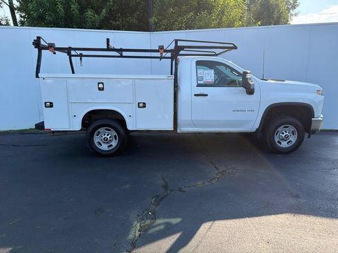 Used 2022 Chevrolet Silverado 2500 W/T w/ WT Convenience Package RWD image 3