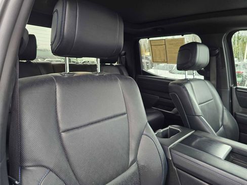 Used 2023 Toyota Tundra Platinum image 13