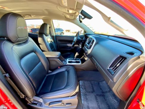 Used 2019 Chevrolet Colorado ZR2 image 24
