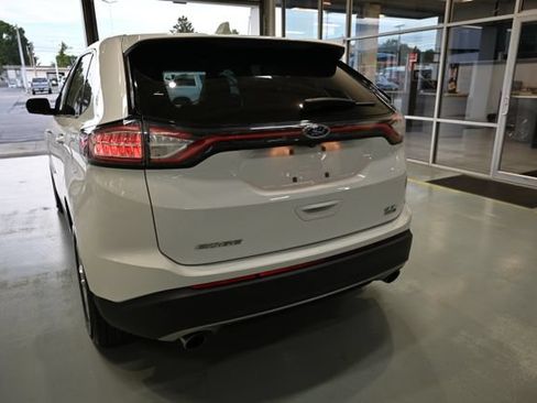Used 2016 Ford Edge SEL w/ Equipment Group 201A AWD/4WD image 6