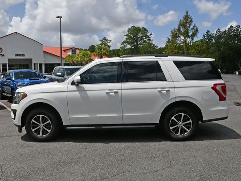 Used 2020 Ford Expedition XLT RWD image 2