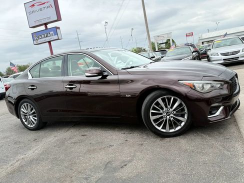 Used 2018 INFINITI Q50 Luxe RWD image 3