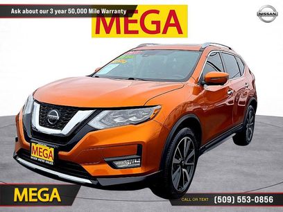 Used 2018 Nissan Rogue SL w/ Premium Package