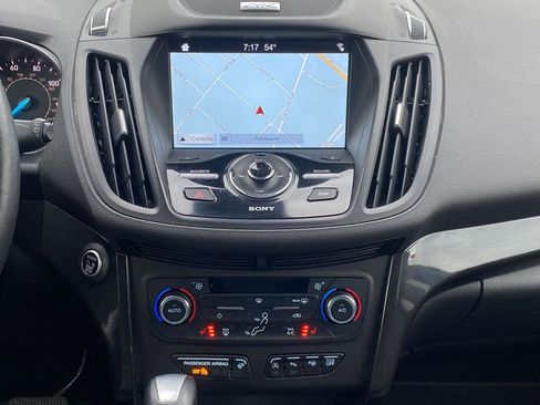 Used 2017 Ford Escape Titanium w/ Canadian Touring Package AWD/4WD image 22