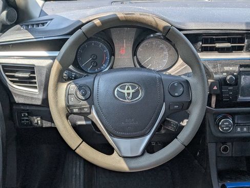 Used 2016 Toyota Corolla S FWD image 12