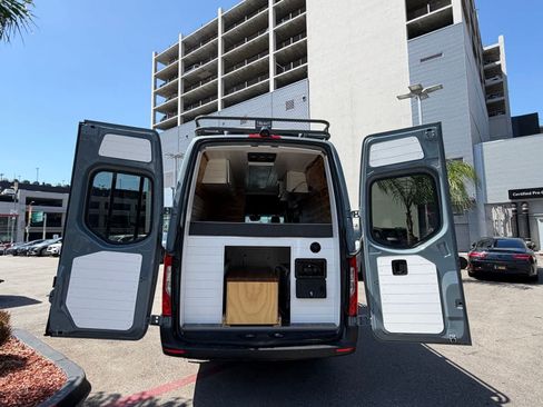 Used 2024 Mercedes-Benz Sprinter 2500 w/ Acoustic Package image 4
