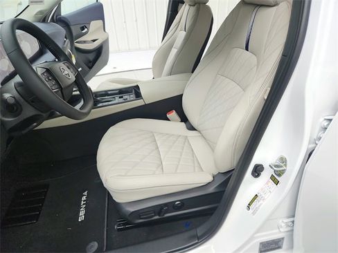 New 2026 Nissan Sentra SL w/ Floor Mat Package image 19