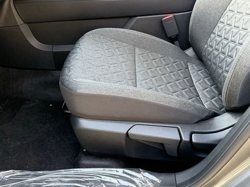 New 2026 Nissan Kicks SV w/ SV Premium Package image 16