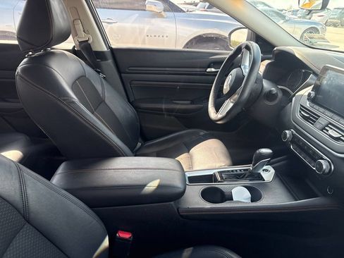 Used 2021 Nissan Altima 2.0 SR FWD image 26