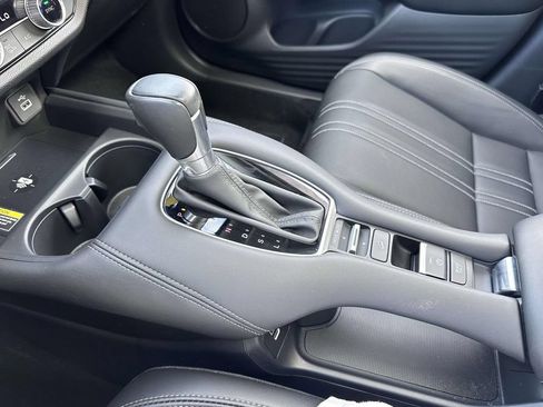 Certified 2024 Honda HR-V EX-L image 28