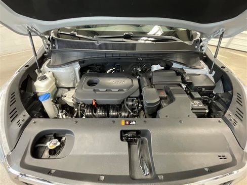 Used 2020 Kia Sorento LX image 28