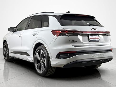 Used 2024 Audi Q4 e-tron Premium Plus w/ Premium Plus AWD/4WD image 3