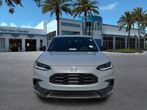 Used 2024 Honda HR-V Sport image 3