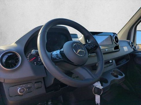 New 2026 Mercedes-Benz Sprinter 2500 image 3