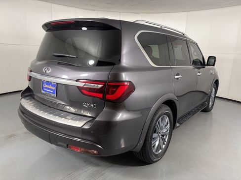Used 2024 INFINITI QX80 Luxe image 8