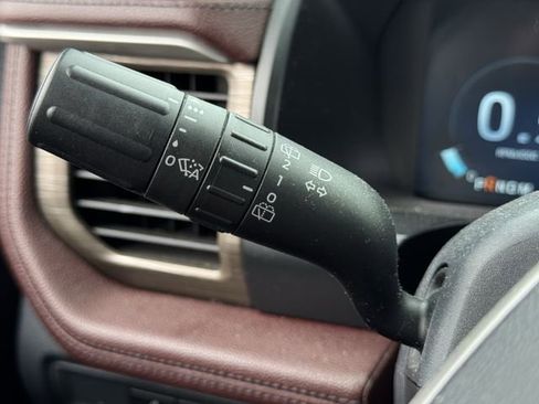 Used 2022 Ford Expedition Limited RWD image 22