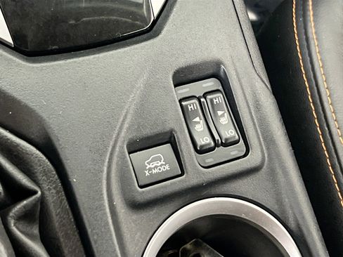 Used 2023 Subaru Crosstrek 2.5i Limited w/ Moonroof Package image 19