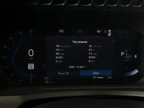 Used 2024 Volvo XC90 B5 Plus image 19