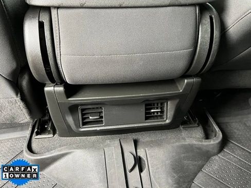 Used 2022 Chevrolet Silverado 1500 Custom w/ Safety Confidence Package AWD/4WD image 12