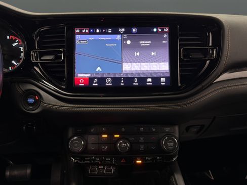 Used 2025 Dodge Durango R/T AWD/4WD image 13