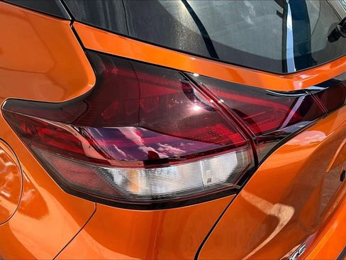 Used 2023 Nissan Kicks SR w/ SR Premium Package FWD image 29
