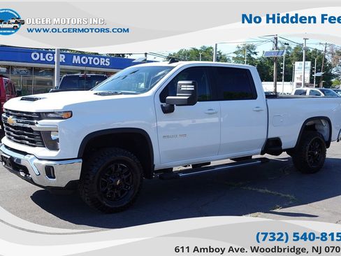 Used 2025 Chevrolet Silverado 2500 LT w/ Convenience Package AWD/4WD image 1