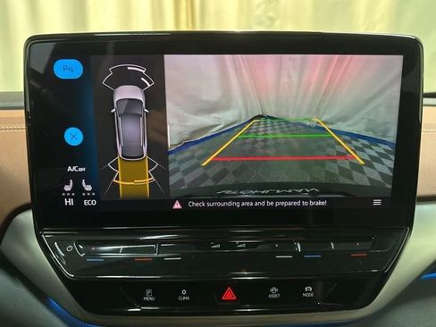 Certified 2021 Volkswagen ID.4 Pro S w/ Gradient Package image 25