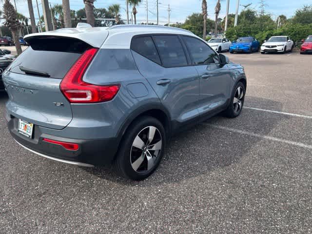 Used 2020 Volvo XC40 T5 Momentum w/ Protection Package Premier AWD/4WD image 11