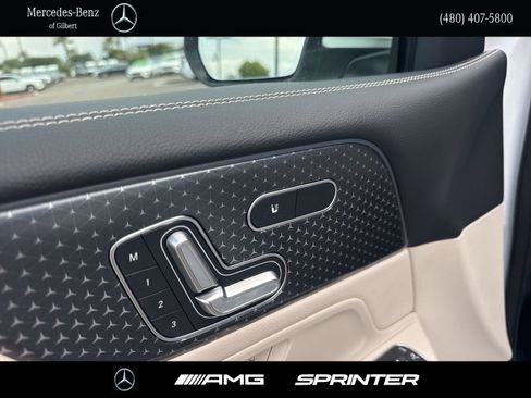 Certified 2025 Mercedes-Benz GLB 250 image 13