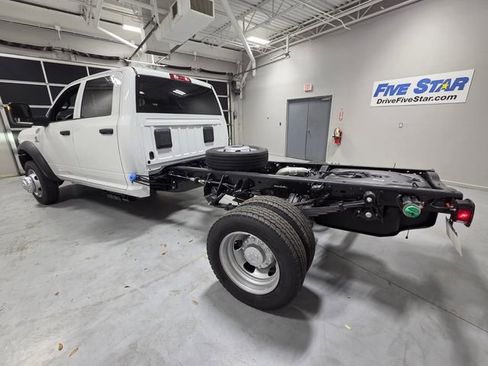 New 2026 RAM 4500 Tradesman w/ Chrome Appearance Group AWD/4WD image 8