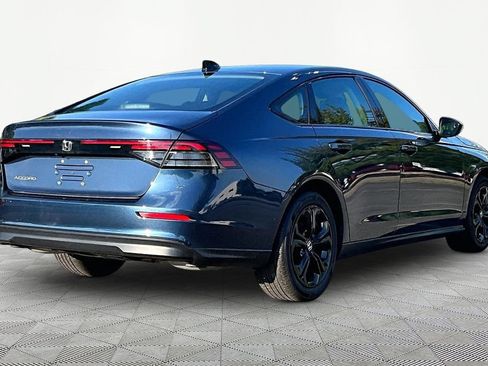 Used 2025 Honda Accord SE image 6