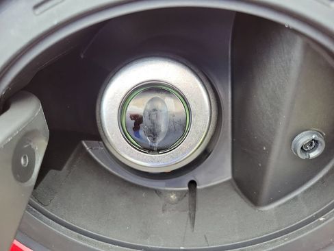 New 2027 Chrysler Pacifica Select FWD image 38