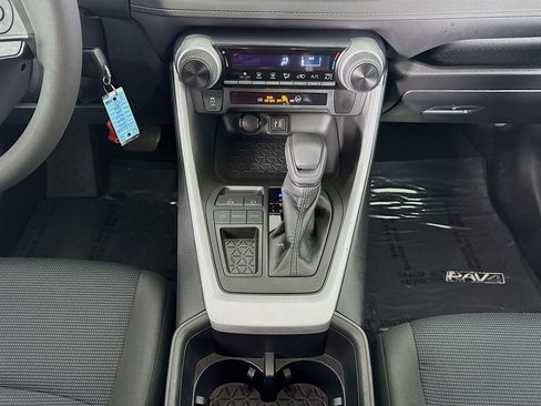 Used 2023 Toyota RAV4 LE image 34