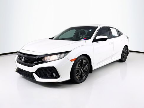 Used 2018 Honda Civic EX image 4
