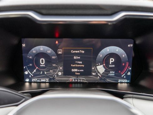 Used 2024 GMC Canyon AT4X image 20