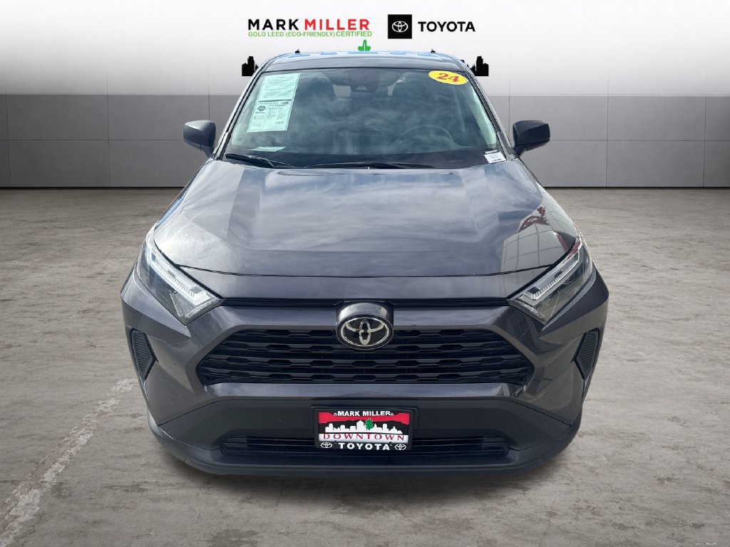 Used 2024 Toyota RAV4 LE AWD/4WD image 9