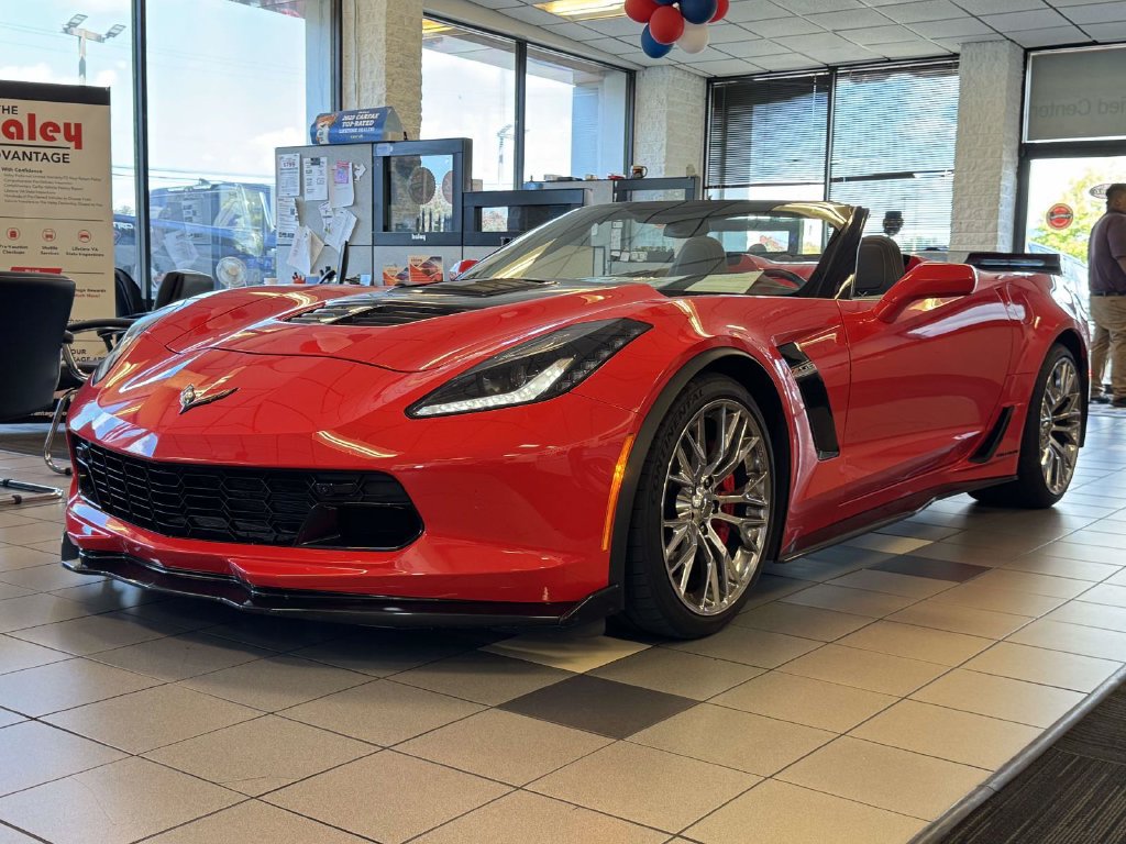Used 2016 Chevrolet Corvette Z06 w/ 3LZ Preferred Equipment Group RWD image 23