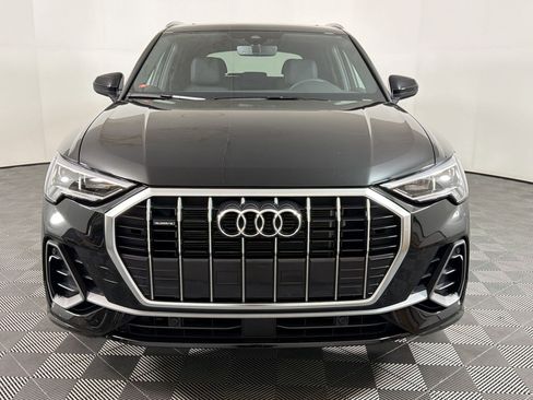Certified 2025 Audi Q3 2.0T Premium w/ Convenience Package AWD/4WD image 5