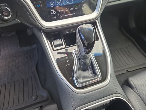 Used 2022 Subaru Outback Limited AWD/4WD image 27