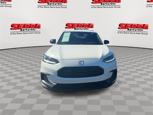 Used 2024 Honda HR-V Sport image 4