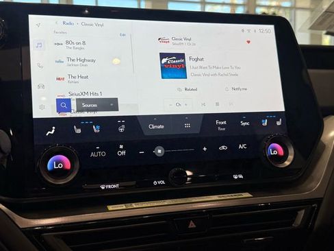 New 2026 Lexus TX 550h AWD Plug-In Hybrid image 20